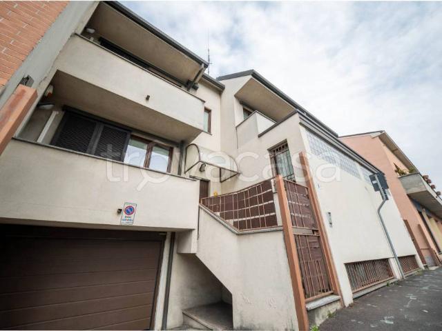 Villa a schiera in vendita a Lissone via Fratelli Bandiera, 8