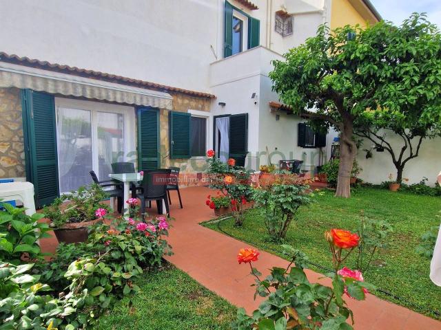 Casa indipendente in vendita a Livorno