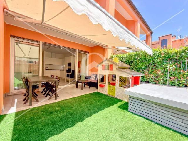 Villa a schiera in vendita a Loano via Ugo Foscolo, 40