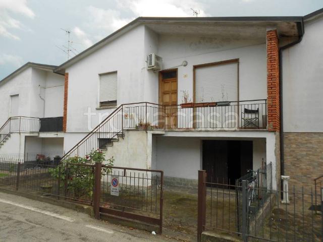 Villa a schiera in vendita a Pandino via Ada Negri, 8