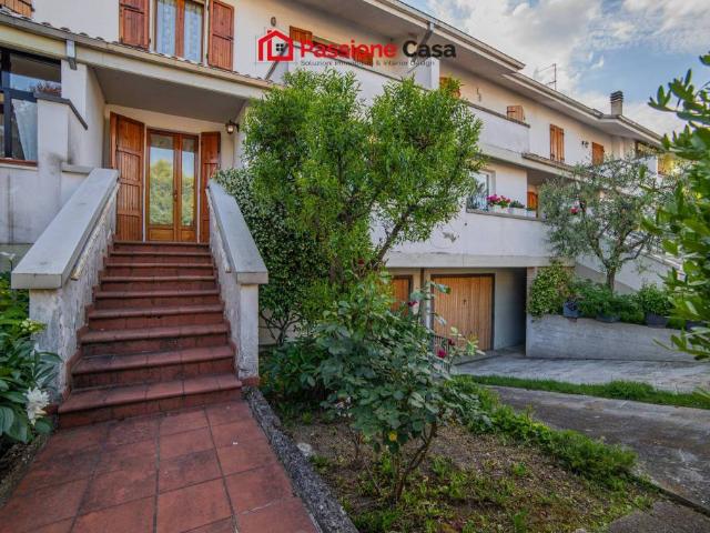 Villa a schiera in vendita a Parma, Botteghino Pilastrello