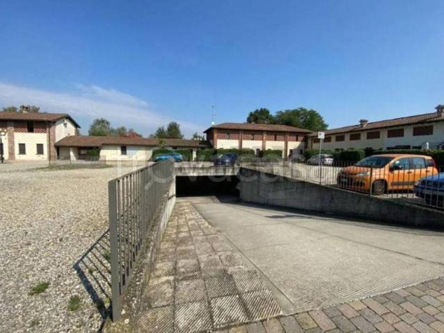 Villa a schiera in vendita a Pavia, Fossarmato Riso Scotti