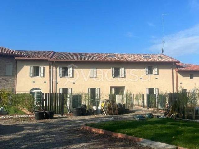Villa a schiera in vendita a Piacenza, Vallera