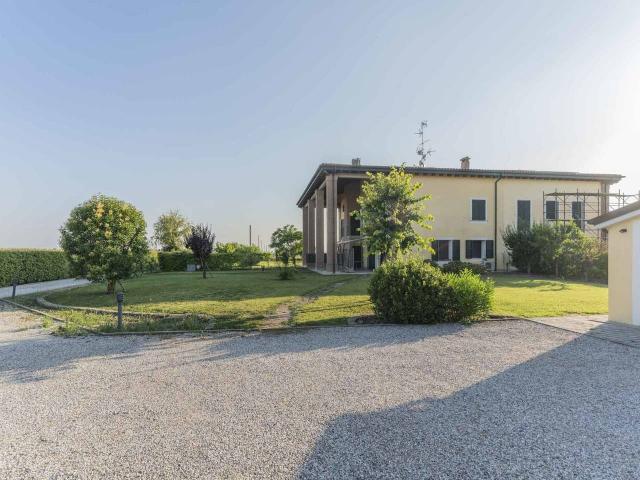 Villa a schiera in vendita a Poggio Renatico