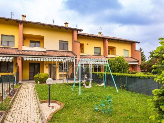 Villa a schiera in vendita a Poirino via Agostino Bosco 7