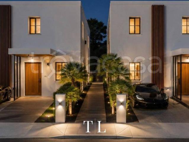 Villa a schiera in vendita a Pozzallo via dei Fichi d'India