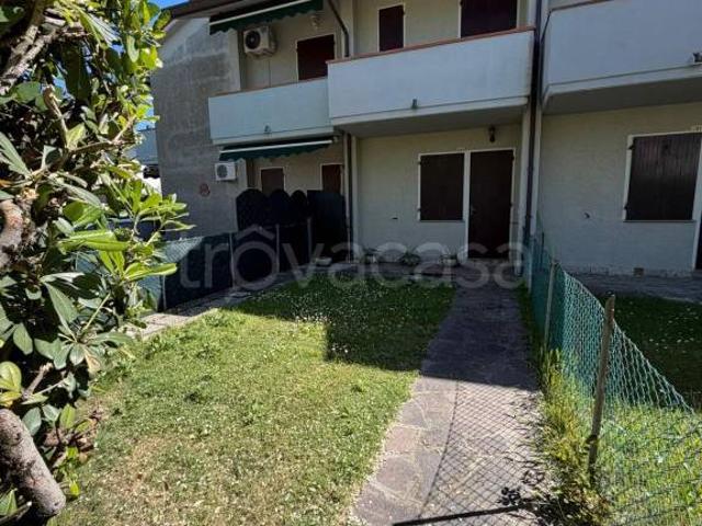 Villa a schiera in vendita a Ravenna, Lido Adriano Lido di Dante