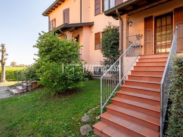 Villa a schiera in vendita a Reggio Emilia