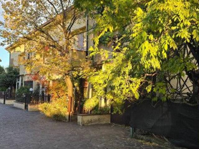 Villa a schiera in vendita a Reggio Emilia
