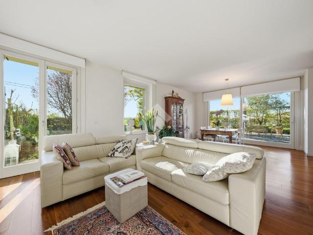 Villa a schiera in vendita a Reggio Emilia