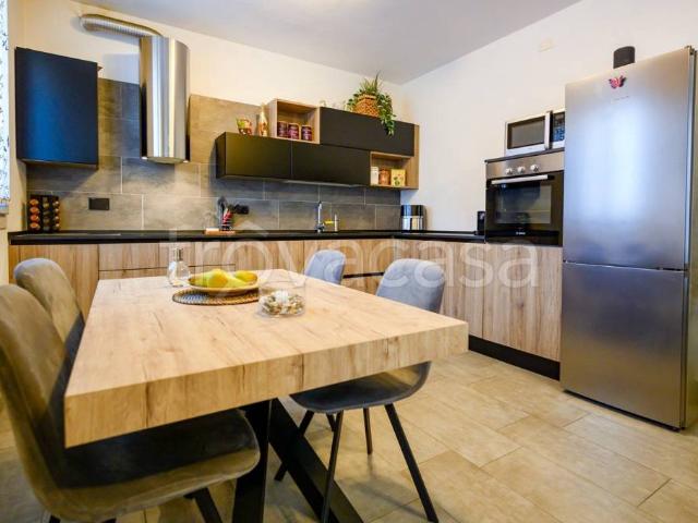 Villa a schiera in vendita a Reggio nell'Emilia, Gaida Cadè