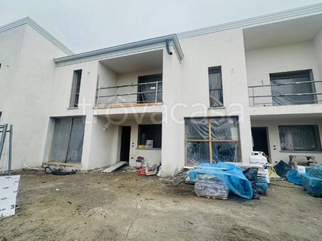 Villa a schiera in vendita a Reggio nell'Emilia via Clelia Fano, Coviolo Roncina