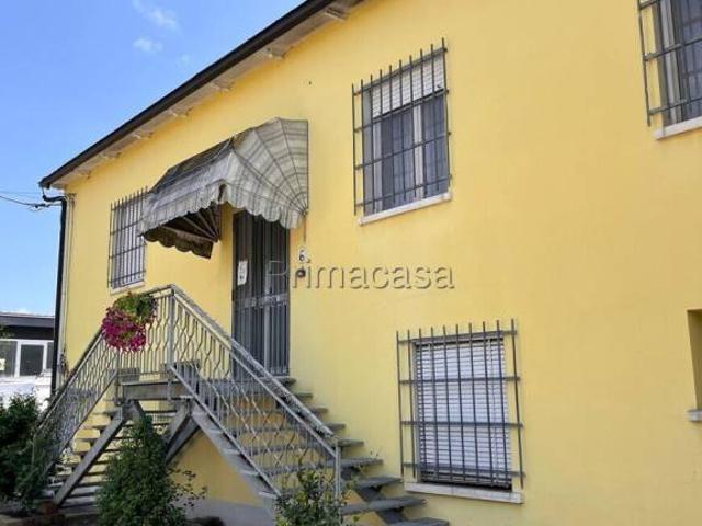 Villa a schiera in vendita a Reggiolo