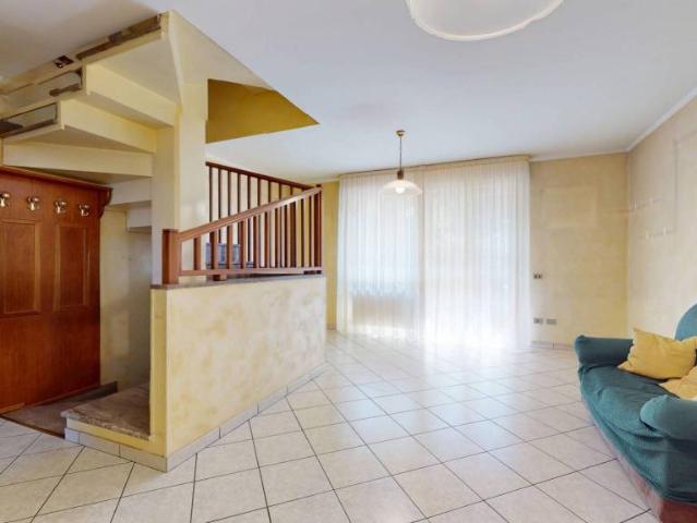 Villa a schiera in vendita a Rivoli via Tevere, 27