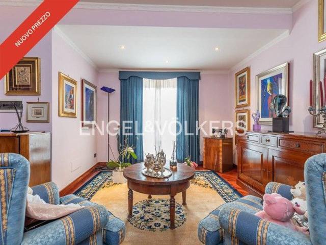 Villa bifamiliare in vendita a Rocca Di Papa