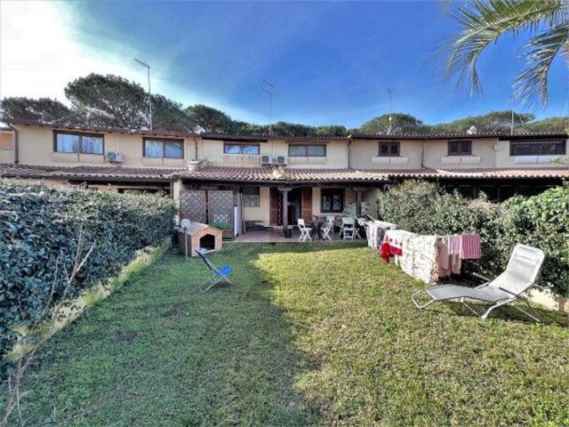 Villa a schiera in vendita a Roma