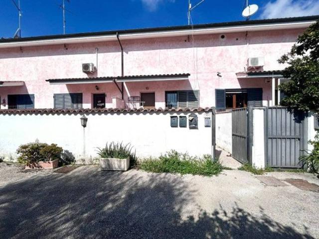 Villa a schiera in vendita a Roma