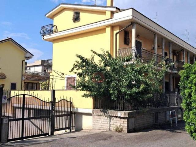 Villa a schiera in vendita a Roma