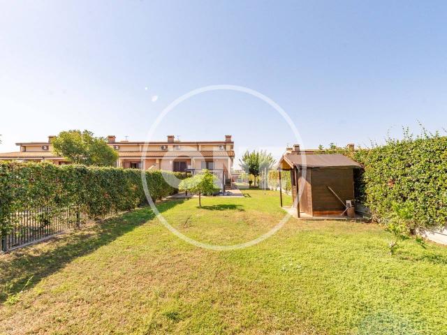 Villa a schiera in vendita a Roma