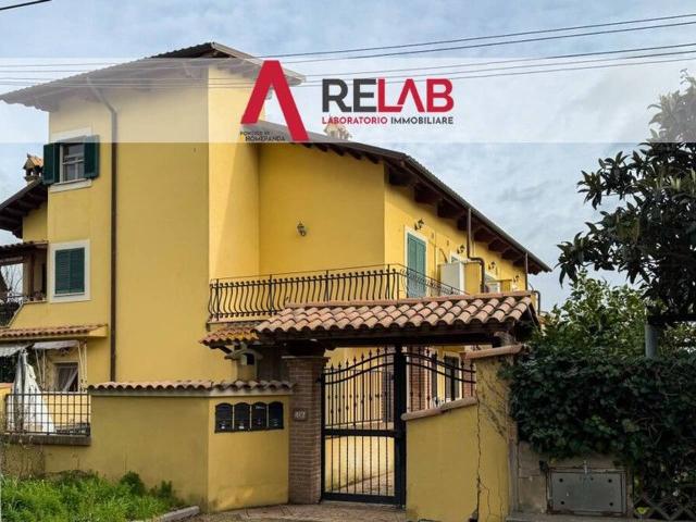 Villa a schiera in vendita a Roma