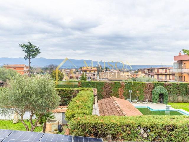 Villa a schiera in vendita a Roma