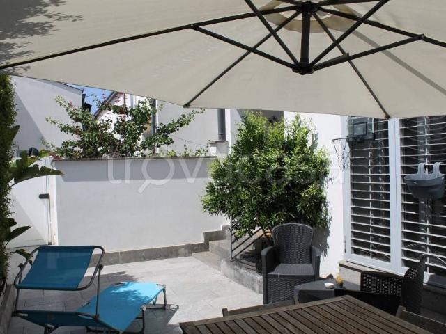 Villa a schiera in vendita a Roma, Infernetto