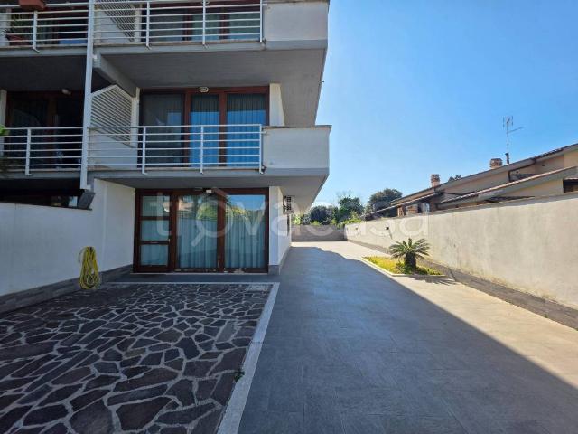 Villa a schiera in vendita a Roma via Angelo De Gubernatis, Infernetto