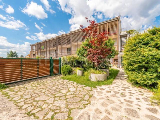 Villa a schiera in vendita a Roma via di Passo Lombardo, 81, Tor Vergata