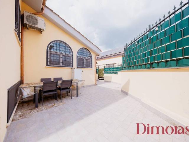 Villa a schiera in vendita a Roma via Santa Marina Salina, Borghesiana