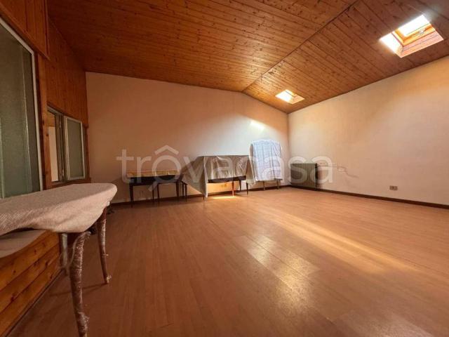 Villa a schiera in vendita a Romano di Lombardia via capuccini