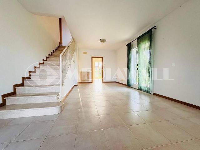 Villa a schiera in vendita a Roveredo In Piano