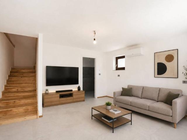 Villa a schiera in vendita a San Dorligo della Valle, Domio