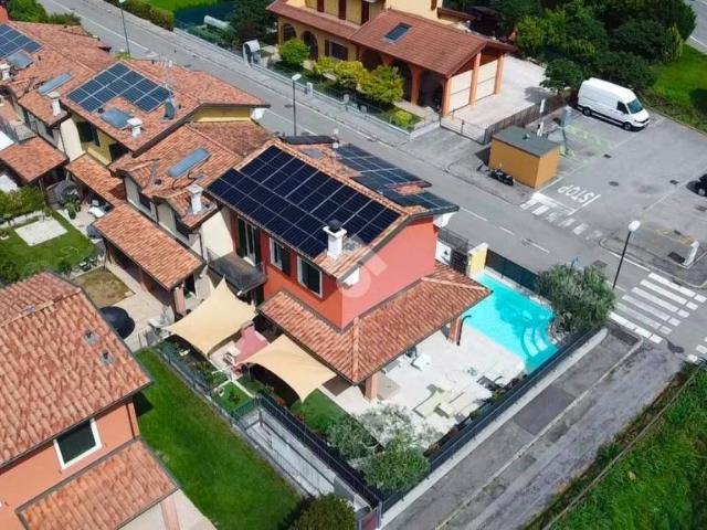 Villa a schiera in vendita a San Martino Buon Albergo via Giorgio Perlasca, 1