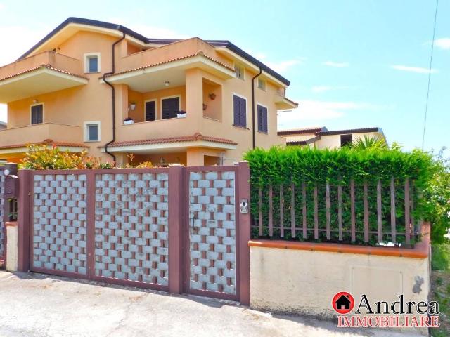 Villa a schiera in vendita a San Nicola Arcella via Pienette