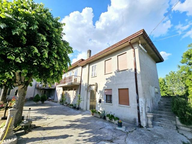 Villa a schiera in vendita a Sant'Urbano via valgrande