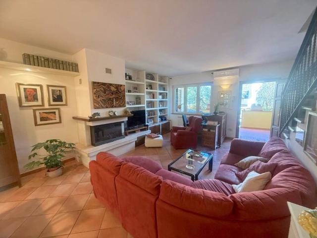 Villa a schiera in vendita a Scandicci via di Marciola, 36