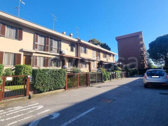 Villa a schiera in vendita a Senago via Lev Tolstoj, 6