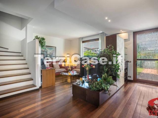 Villa a schiera in vendita a Seriate via Piave