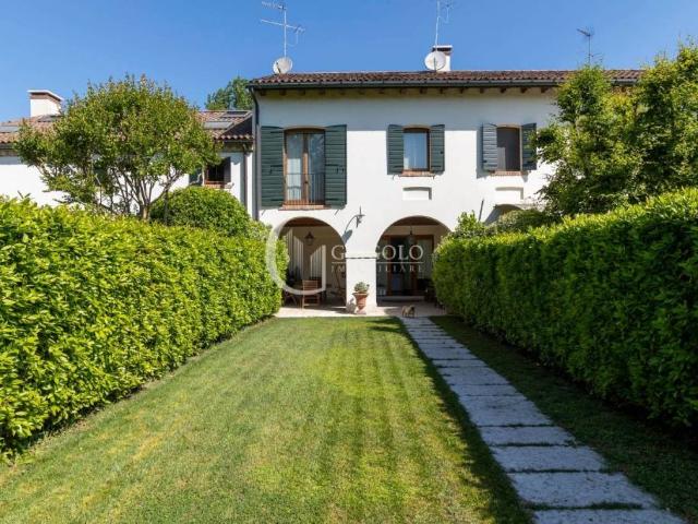Villa a schiera in vendita a Silea via Castello, 105