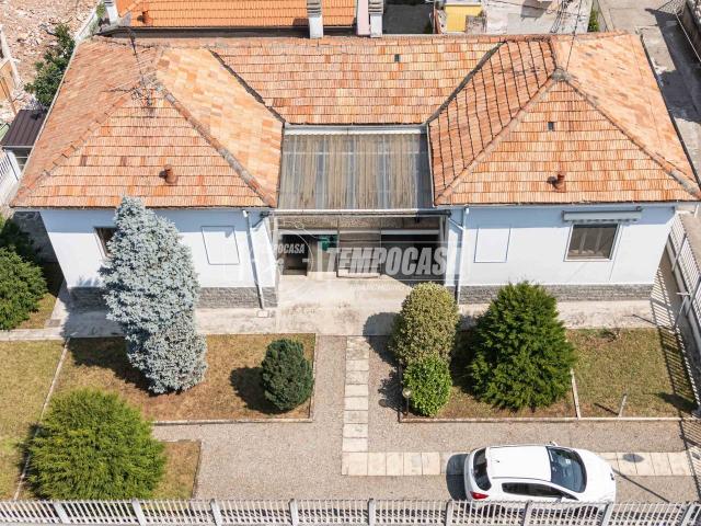 Villa a schiera in vendita a Solaro