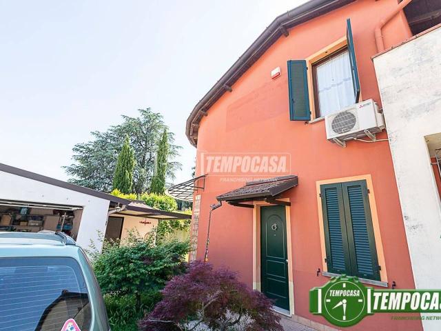 Villa a schiera in vendita a Soresina