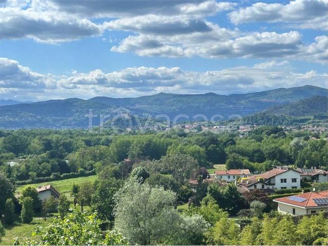 Villa a schiera in vendita a Taino via Antonio Sist, 36