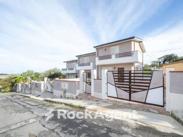Villa a schiera in vendita a Tonnarella, Furnari