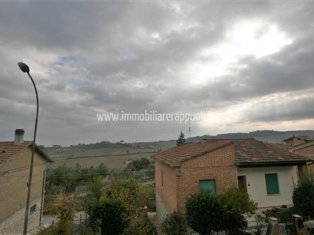 Villa a schiera in vendita a Torrita Di Siena