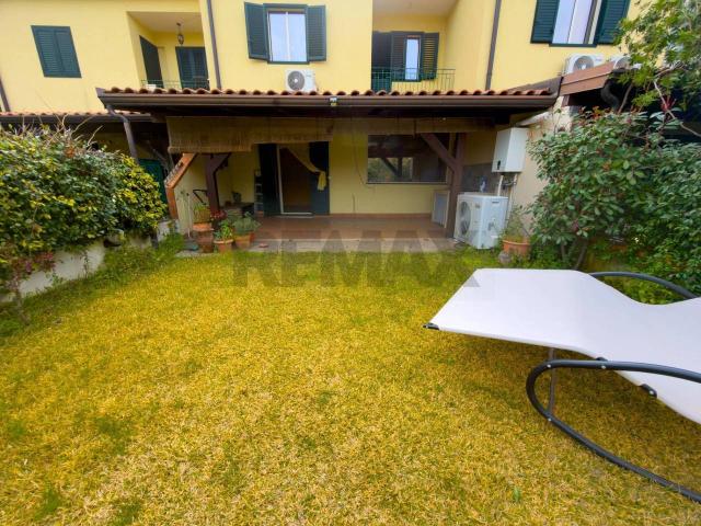 Villa a schiera in vendita a Tremestieri Etneo