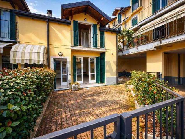 Villa a schiera in vendita a Verbania, Intra