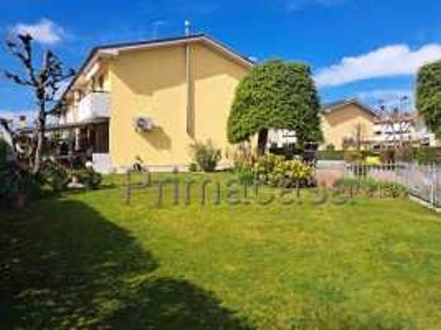 Villa a schiera in vendita a Villafranca Di Verona