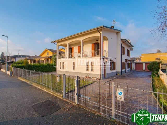 Villa a schiera in vendita a Voghera