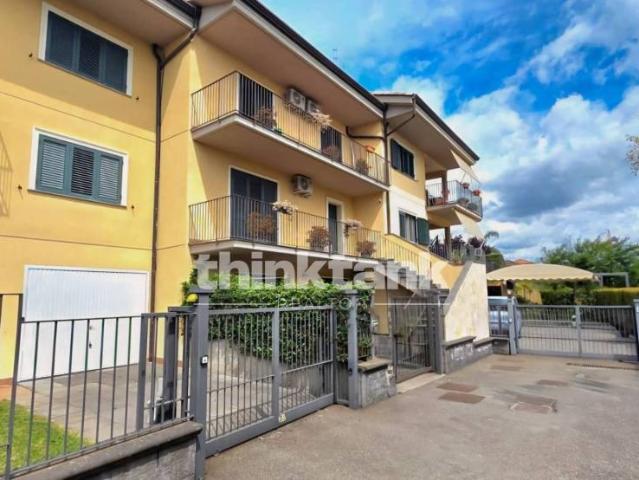 Villa a schiera in vendita ad Aci Catena via Mazzaglia