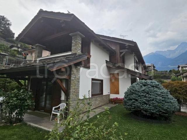Villa a schiera in vendita ad Aosta